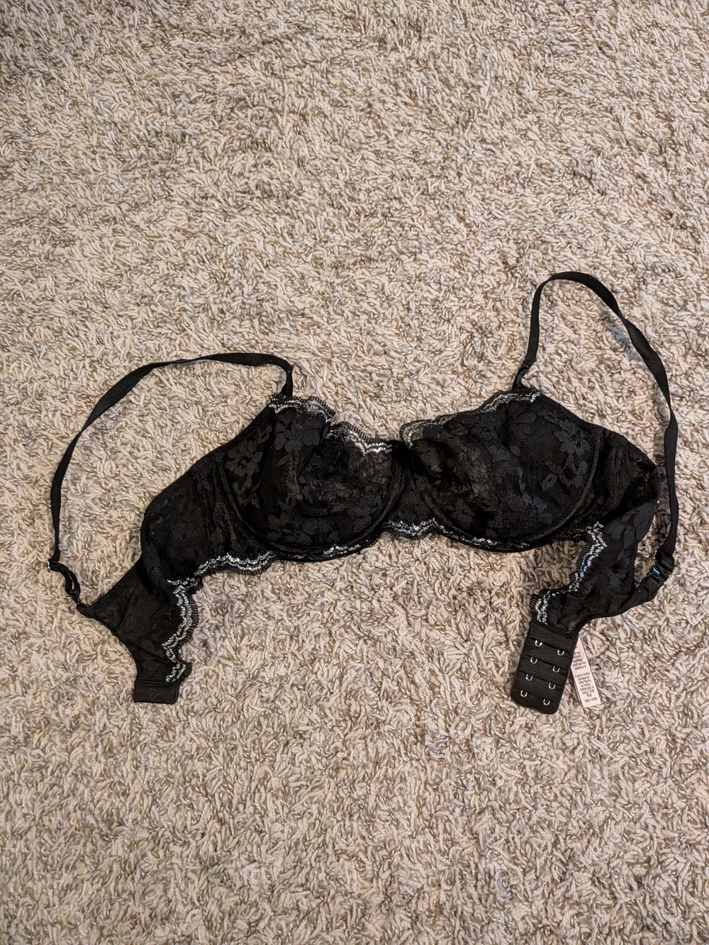 Black Lace Underwire Bra Victoria Secret 38c
